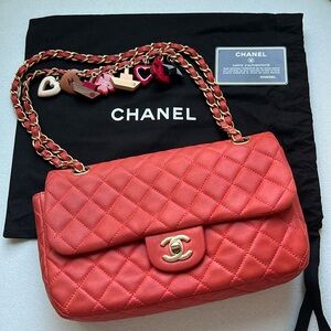 Chanel single flap quilted lambskin bag